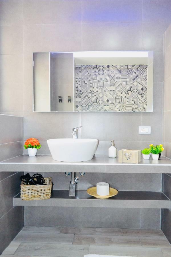 Apartament Angelas House Neapol Zewnętrze zdjęcie